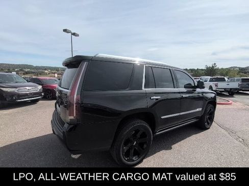Used 2019 Cadillac Escalade Platinum AWD/4WD image 6