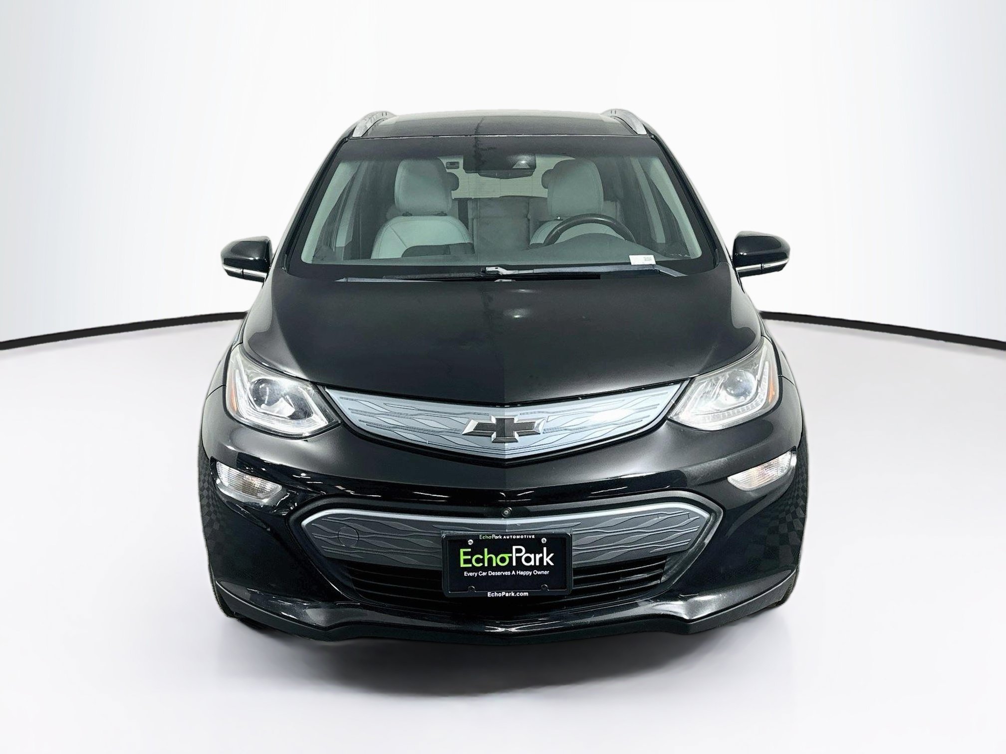 Used 2017 Chevrolet Bolt Premier w/ Driver Confidence II Package FWD image 2