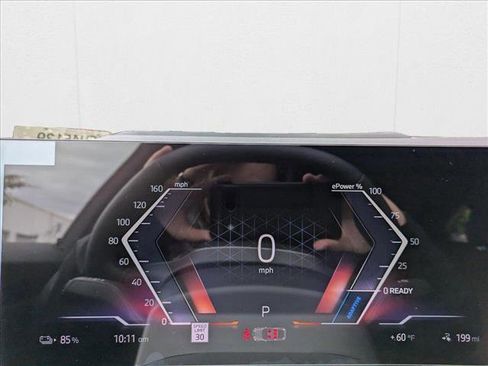 Used 2025 BMW i4 xDrive40i w/ Premium Package image 11