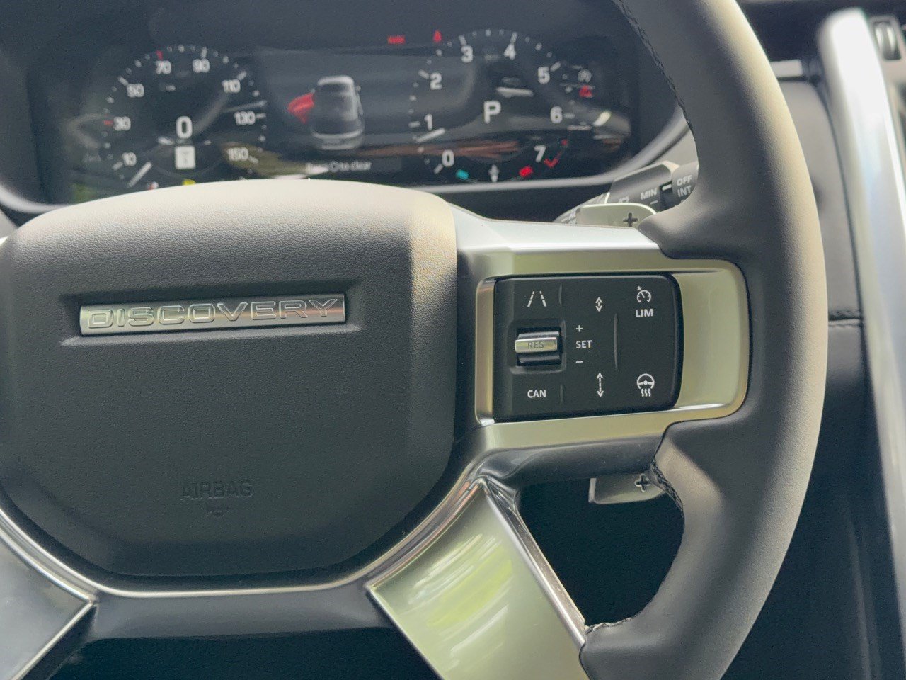 New 2026 Land Rover Discovery S AWD/4WD image 18