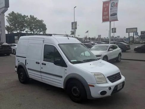 Used 2012 Ford Transit Connect XLT FWD image 2