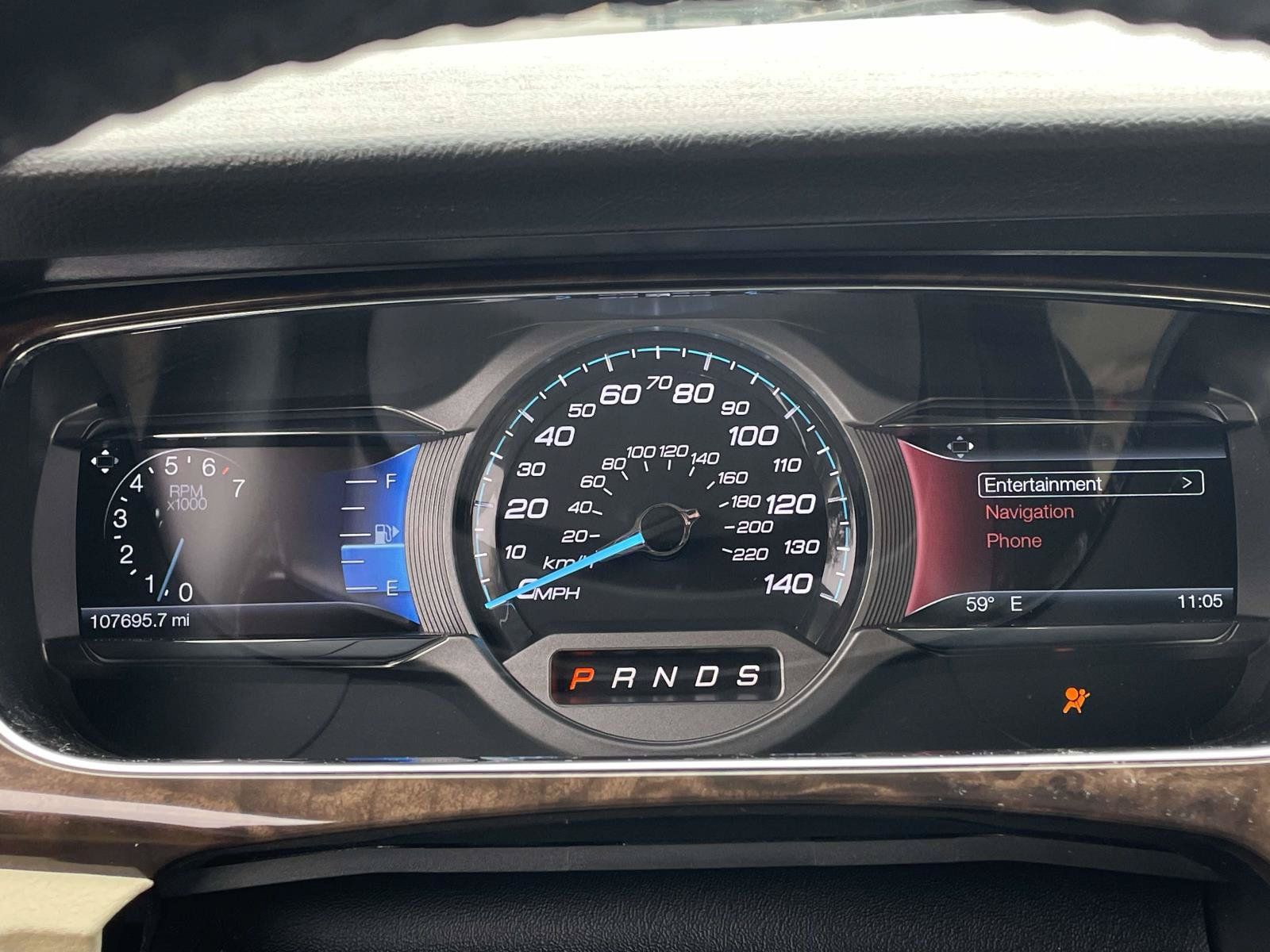 Used 2016 Ford Taurus Limited FWD image 13