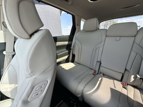 New 2026 Genesis GV80 3.5T Advanced AWD/4WD image 12