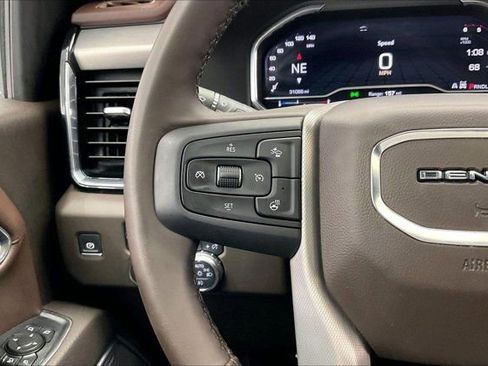 Used 2025 GMC Sierra 3500 Denali w/ Denali Reserve Package image 20