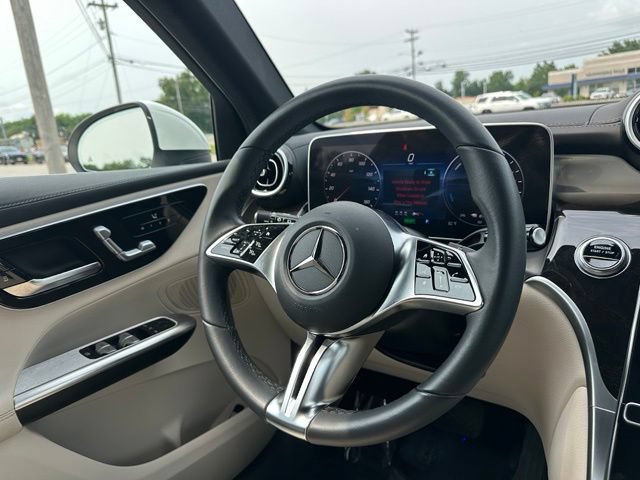 Certified 2025 Mercedes-Benz GLC 350e 4MATIC image 28