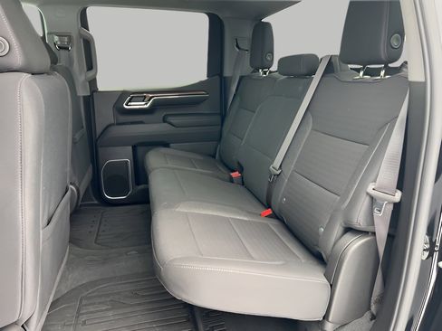 Used 2024 Chevrolet Silverado 1500 LT image 26