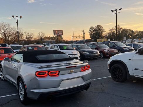 Used 2019 Chevrolet Camaro LT RWD image 12