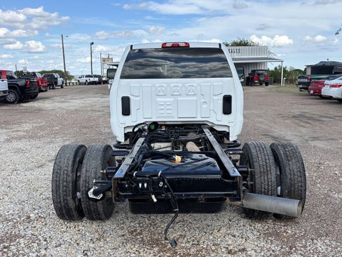 Used 2019 Chevrolet Silverado 3500 W/T w/ WT Convenience Package image 4