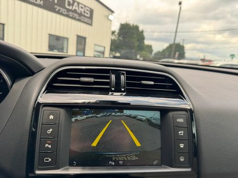 Used 2017 Jaguar F-PACE Premium AWD/4WD image 21