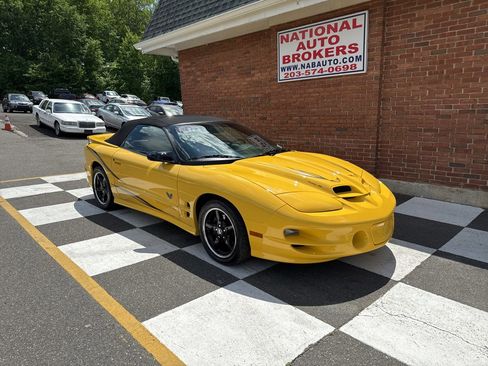 Used 2002 Pontiac Firebird Trans Am RWD image 1
