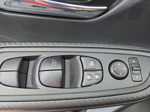 New 2025 Nissan Versa SV w/ Trunk Package image 26