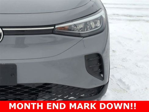 Used 2022 Volkswagen ID.4 Pro image 10