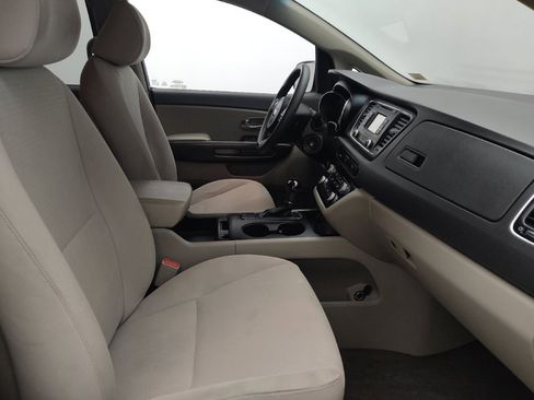 Used 2016 Kia Sedona LX FWD image 21