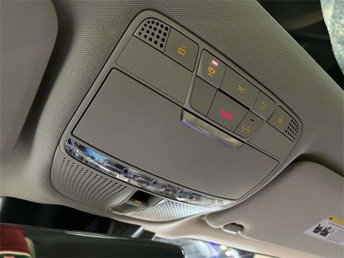 Certified 2022 Mercedes-Benz GLC 300 4MATIC image 32