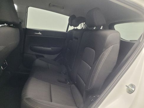 Used 2022 Kia Sportage LX AWD/4WD image 18