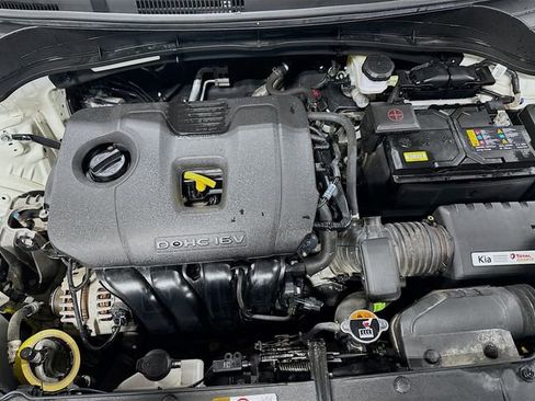 Used 2023 Kia Soul LX w/ LX Technology Package image 28