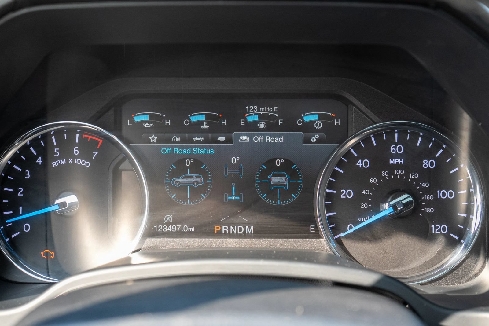 Used 2018 Ford Expedition Limited w/ Equipment Group 301A RWD image 31