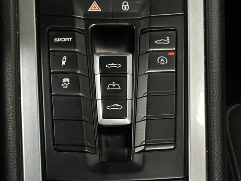 Used 2015 Porsche 911 Carrera S RWD image 40