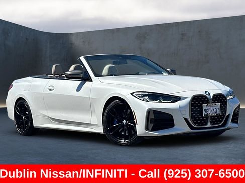 Used 2023 BMW M440i Convertible w/ Premium Package RWD image 2