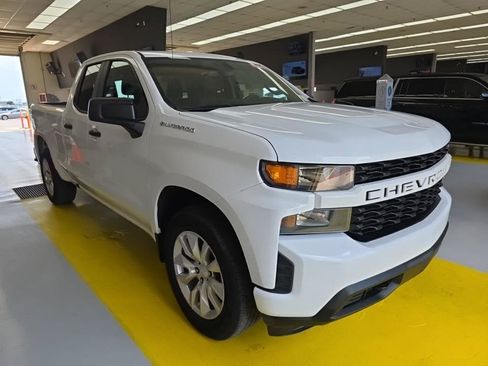 Used 2021 Chevrolet Silverado 1500 Custom RWD image 4