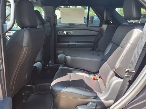 New 2025 Ford Explorer 4WD Police Interceptor image 18
