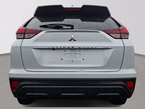 Used 2024 Mitsubishi Eclipse Cross ES AWD/4WD image 5