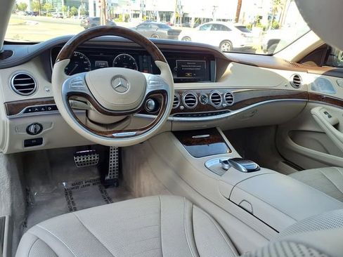 Used 2015 Mercedes-Benz S 550 Sedan w/ Sport Package image 10