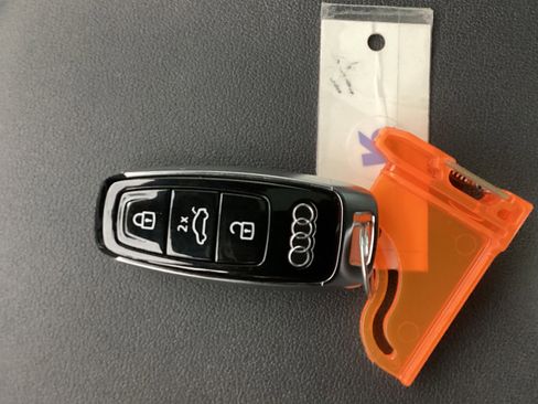 Used 2020 Audi Q8 Premium w/ Black Optic Package image 30