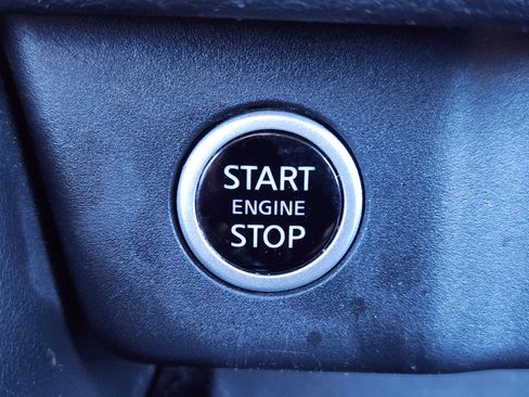 Used 2021 Nissan Rogue SL w/ Premium Package image 24