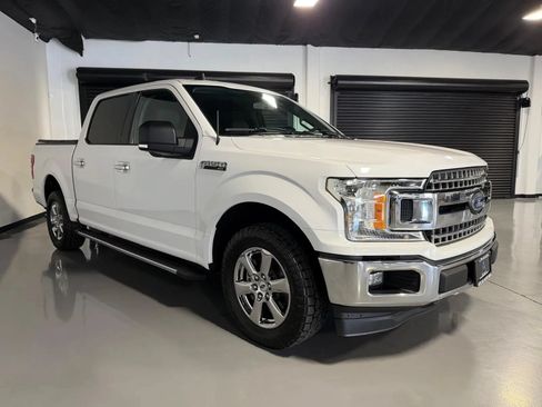 Used 2019 Ford F150 XLT w/ Equipment Group 302A Luxury RWD image 3