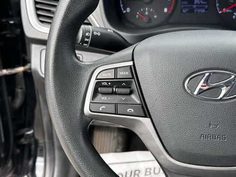 Used 2019 Hyundai Accent SE image 13