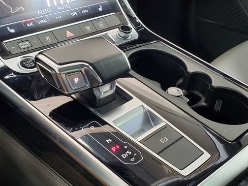 Used 2023 Audi Q7 3.0T Premium Plus image 35