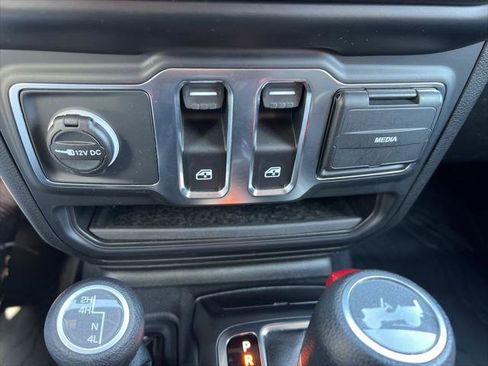 Certified 2021 Jeep Wrangler Sport S image 43