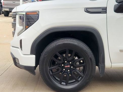 Used 2024 GMC Sierra 1500 Elevation RWD image 8
