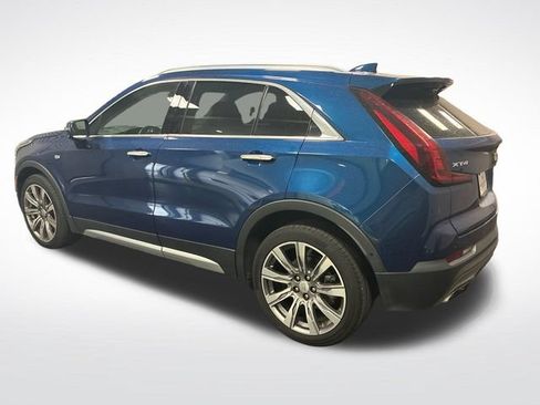 Used 2019 Cadillac XT4 Premium Luxury FWD image 3