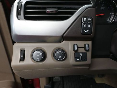 Used 2015 Chevrolet Tahoe LTZ image 33