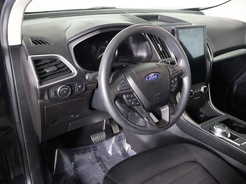 Used 2022 Ford Edge SE image 23
