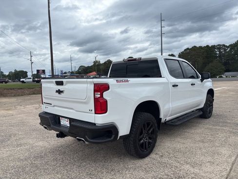 Used 2024 Chevrolet Silverado 1500 LT Trail Boss w/ LT Trail Boss Premium Package image 8