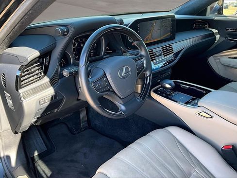 Used 2022 Lexus LS 500 image 13