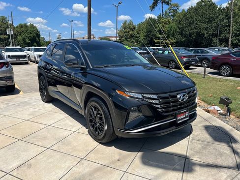 Used 2022 Hyundai Tucson SEL FWD image 3