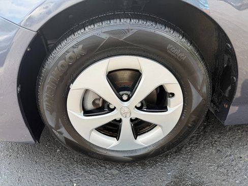 Used 2010 Toyota Prius FWD image 14