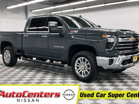 Used 2025 Chevrolet Silverado 2500 LTZ w/ LTZ Convenience Package AWD/4WD image 1