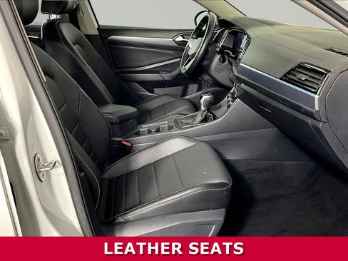Used 2022 Volkswagen Jetta SE FWD image 27
