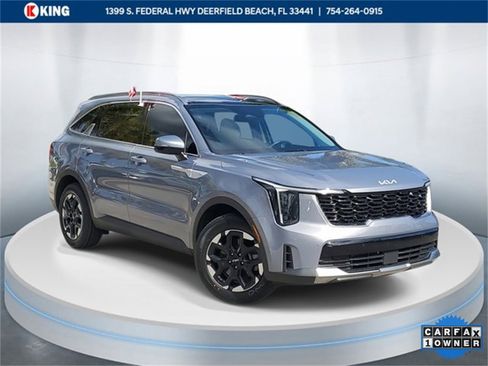 Used 2024 Kia Sorento S w/ Panoramic Sunroof Package image 1