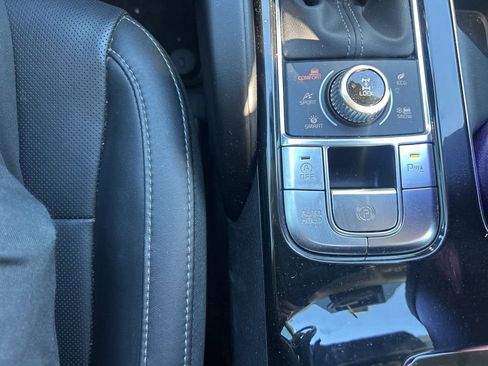 Used 2024 Kia Telluride S w/ S Sunroof Package image 12