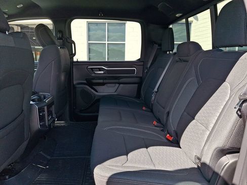 Used 2025 RAM 1500 Big Horn AWD/4WD image 12