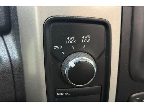 Used 2016 RAM 3500 SLT image 27