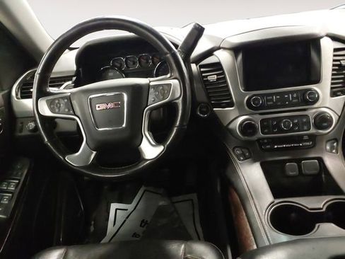 Used 2019 GMC Yukon XL SLT AWD/4WD image 10