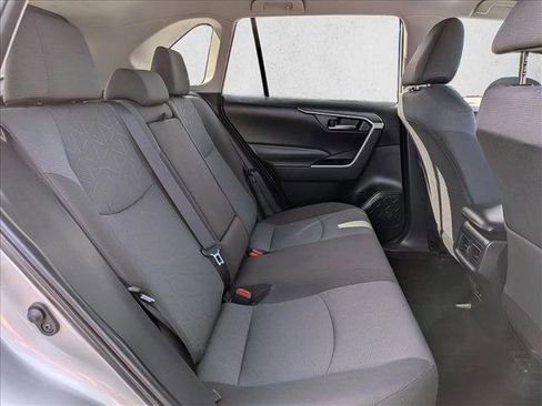 Used 2024 Toyota RAV4 XLE FWD image 19