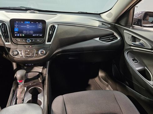 Used 2022 Chevrolet Malibu RS FWD image 11